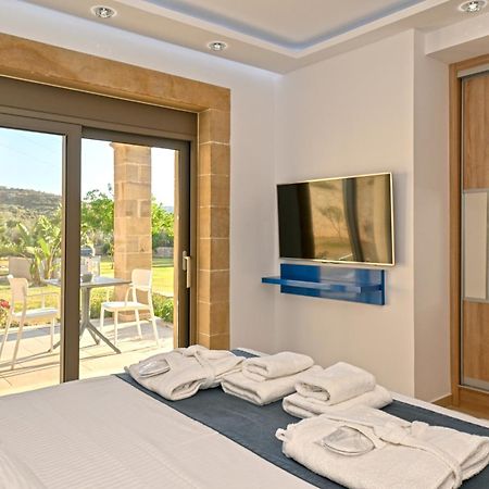 Larimar Luxury Sea View Villa Kissamos Exterior photo
